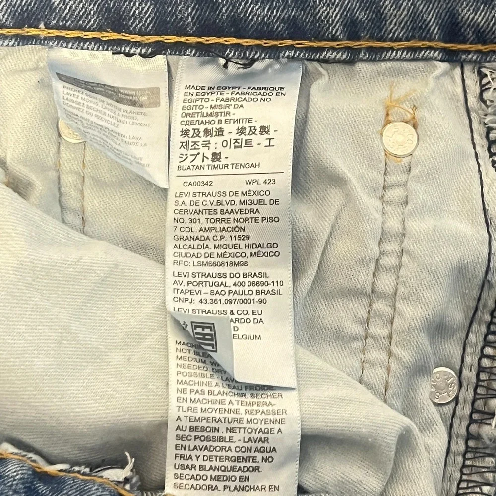 Levis levi 550